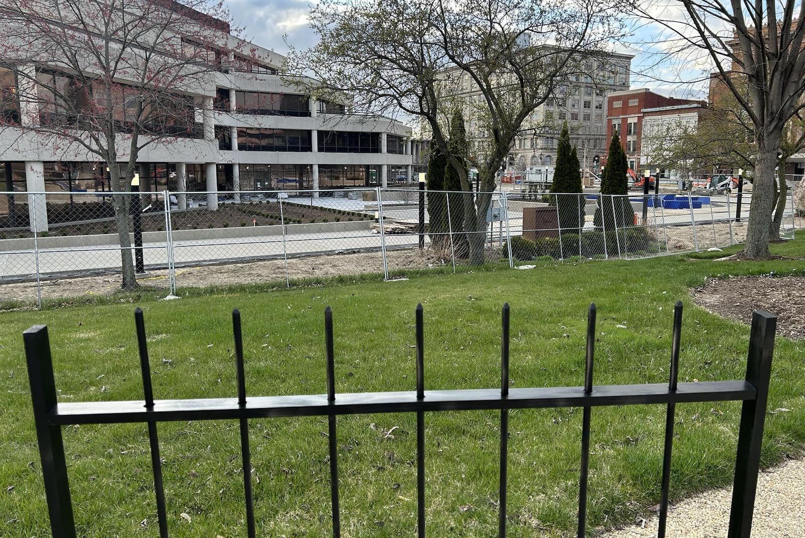 With all of the improvements downtown, I am impressed that they have gone as far as they have to cater to the fence community. It is supposed to be “completed” by April but to me, it is perfect as it is. #AllFencesAreBeautiful — March 23 post