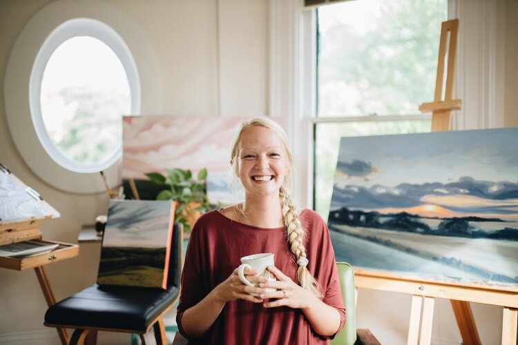 Springfield native Emma Miller enjoys painting landscapes but also creates unique live paintings as mementos during weddings.