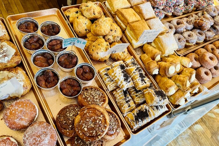 A variety of pastries in Le Torte Dolci.