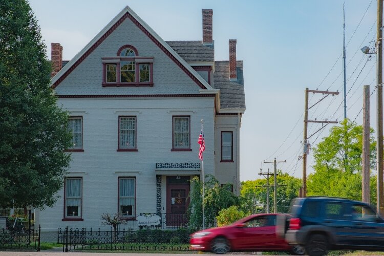 7. Woman's Town Club home